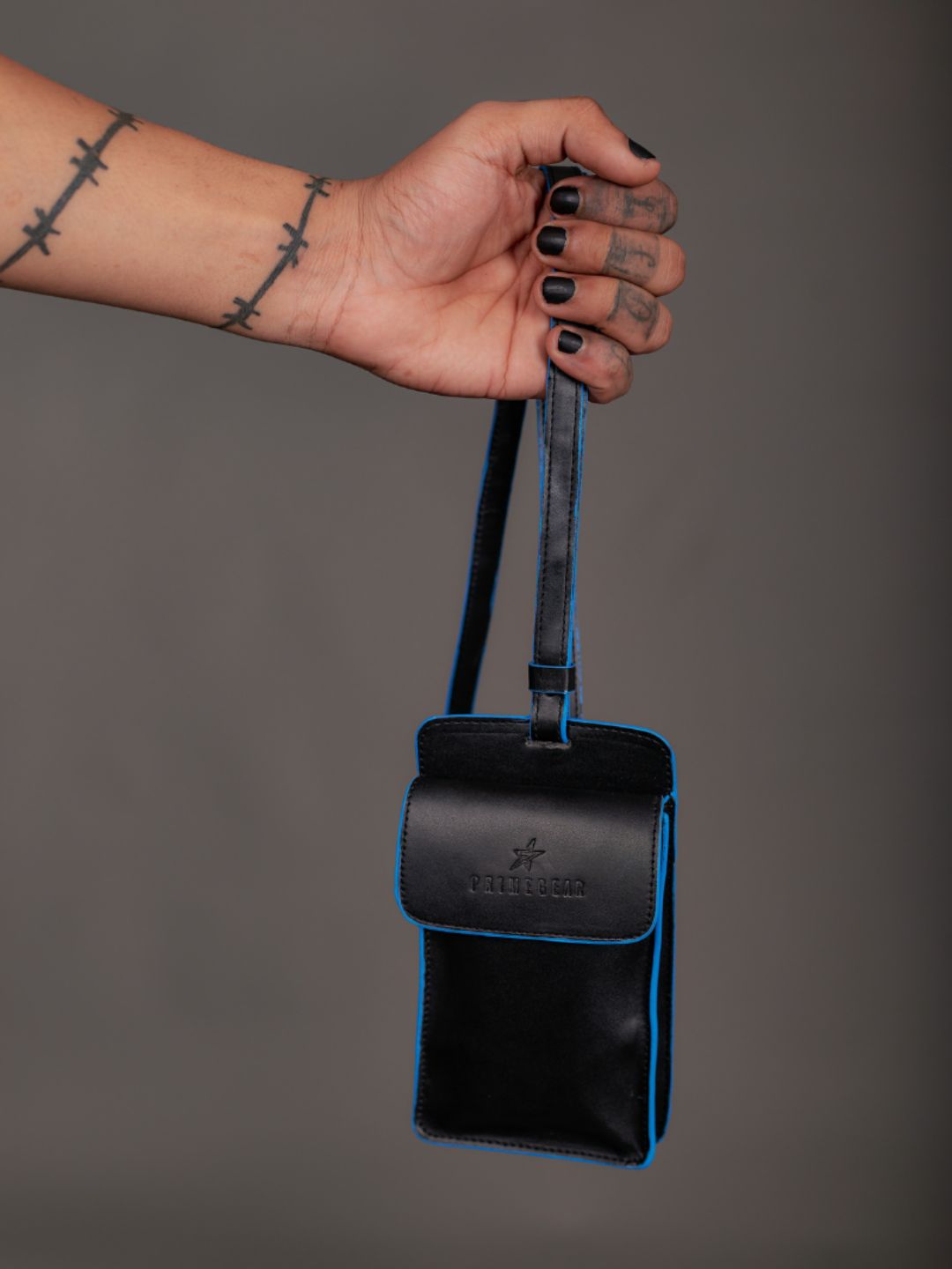 Black & Blue Classic Phone Sling